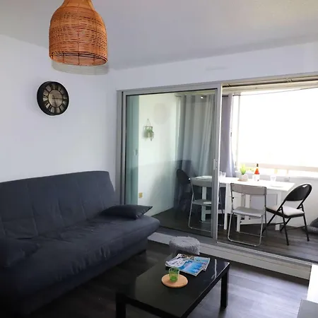 Apartment Renove Climatise Proche Pour 4 Pers - Fr-1-307-206 Le Grau-du-Roi